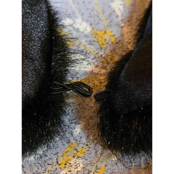 Faux Fur Black Wrap Collar Scarf - Picture 6 of 13